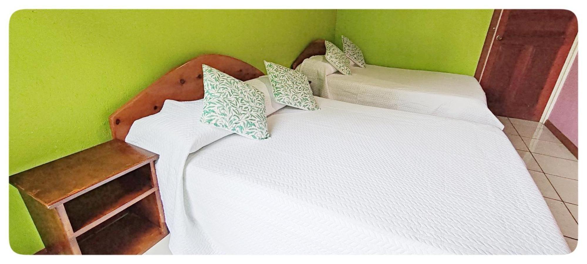Hotel & Hostel Sloth Backpackers Monteverde Exterior foto